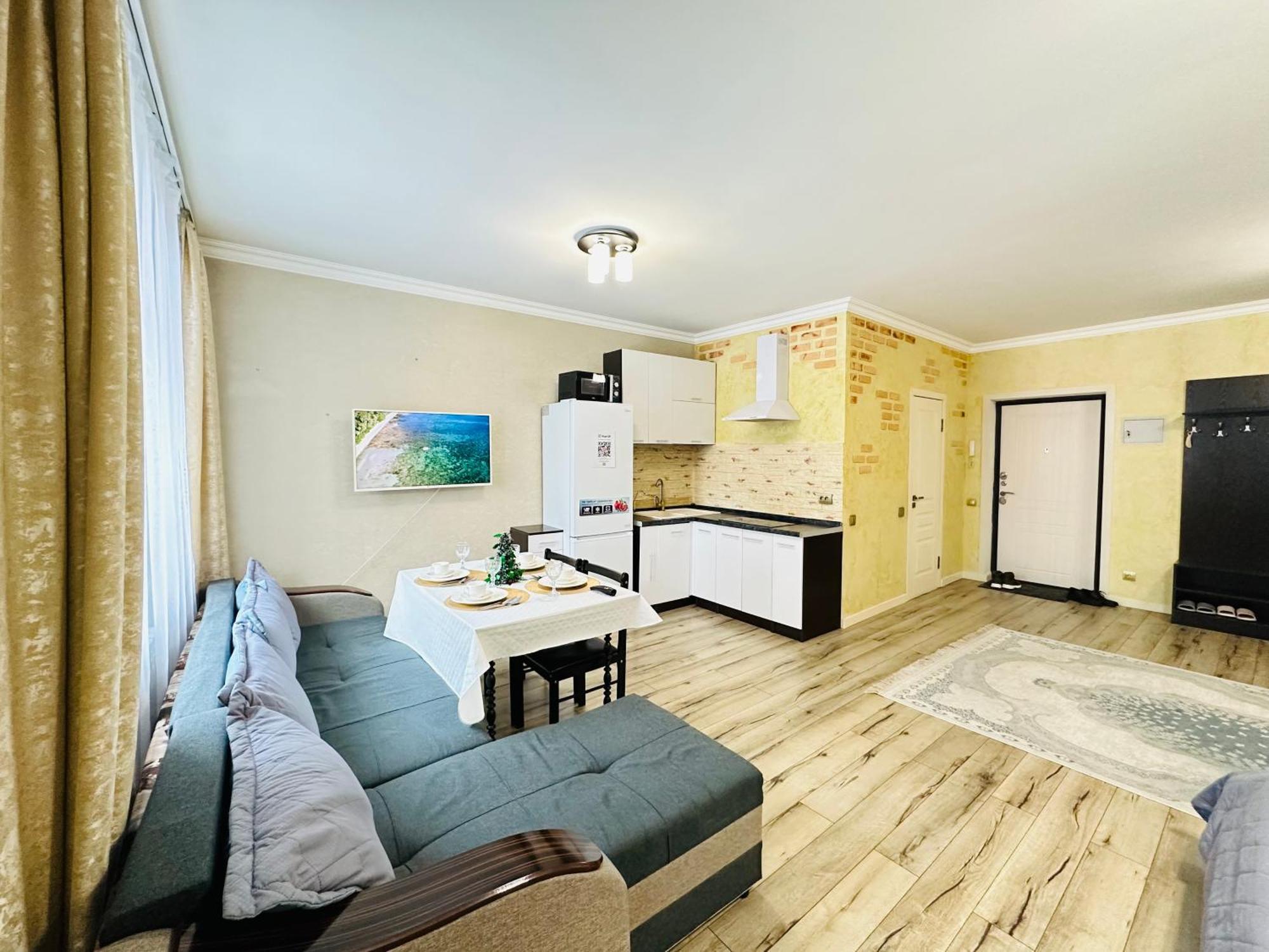 Vostochnyi Park Apartament In The Center Of Almaty Apartman Kültér fotó