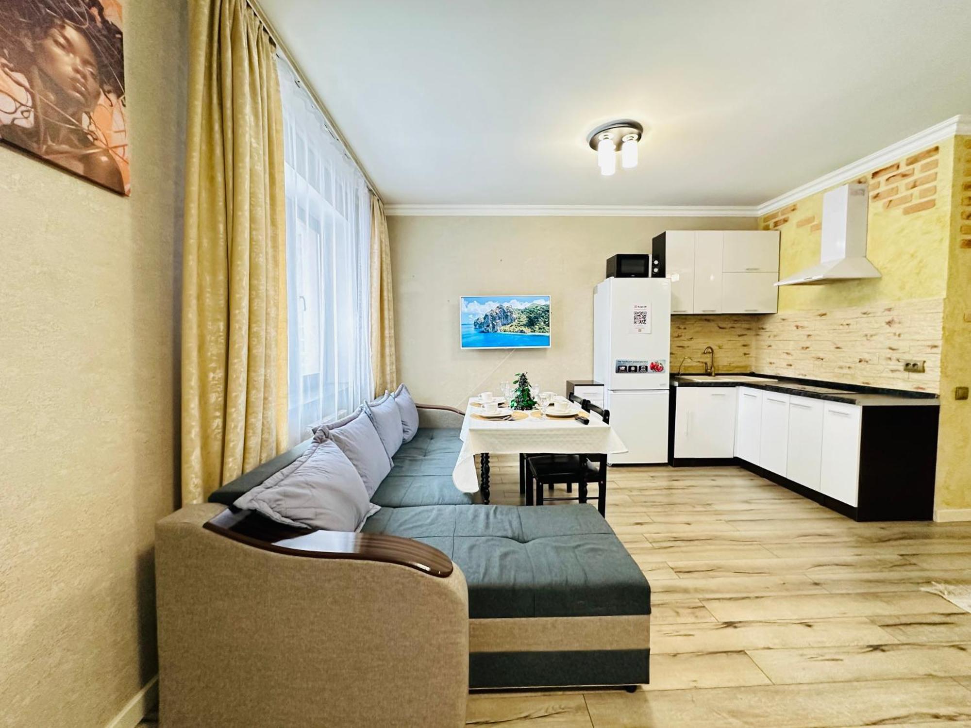 Vostochnyi Park Apartament In The Center Of Almaty Apartman Kültér fotó